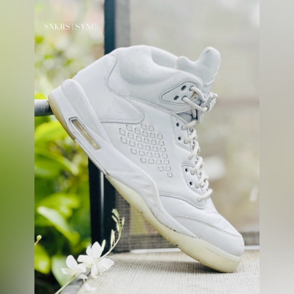 Air Jordan Retro 5 (SP) | (Platinum)